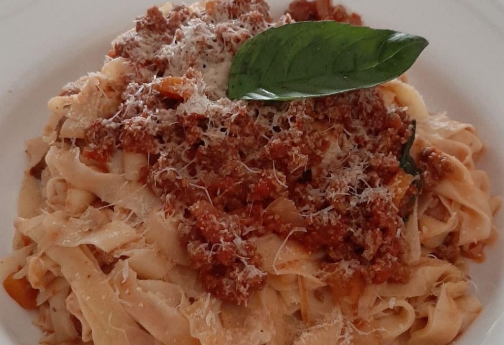 Pasta con sugo
